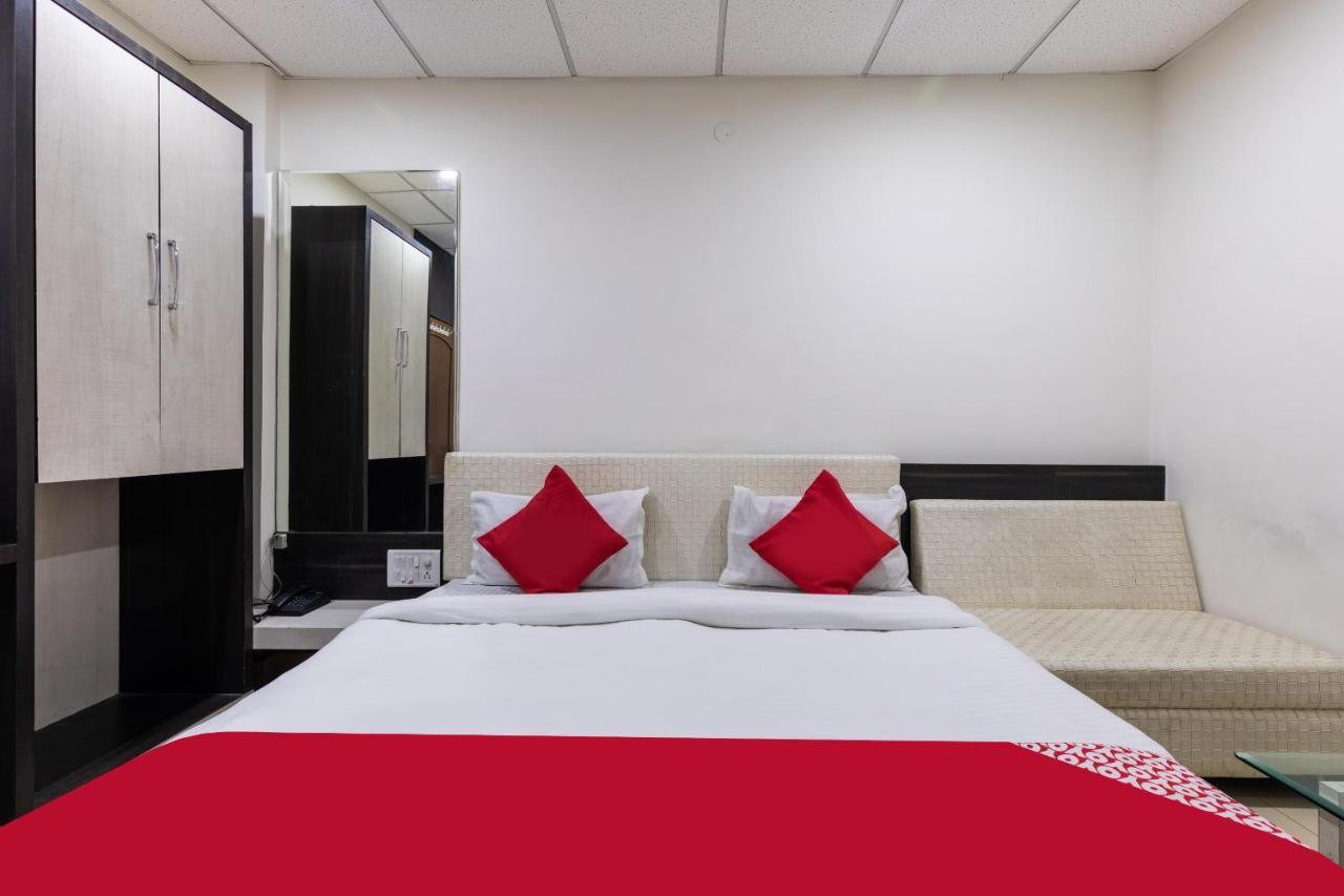 Capital O 47403 Hotel Manjeet Bhopal Eksteriør billede